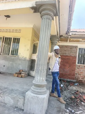 Molding Columns