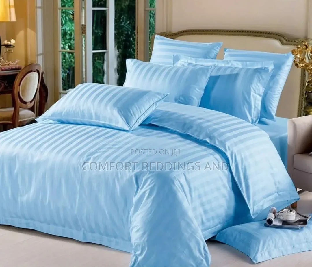 Four Peices Stripped Bedcover Set