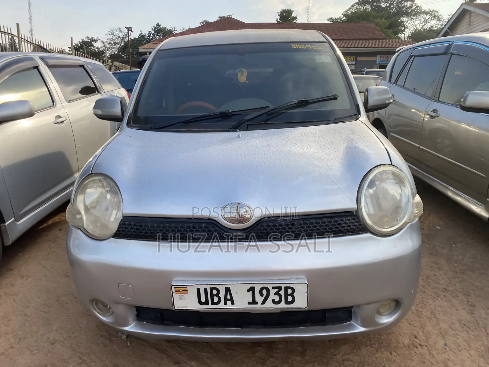 Toyota Sienta 2007 Silver