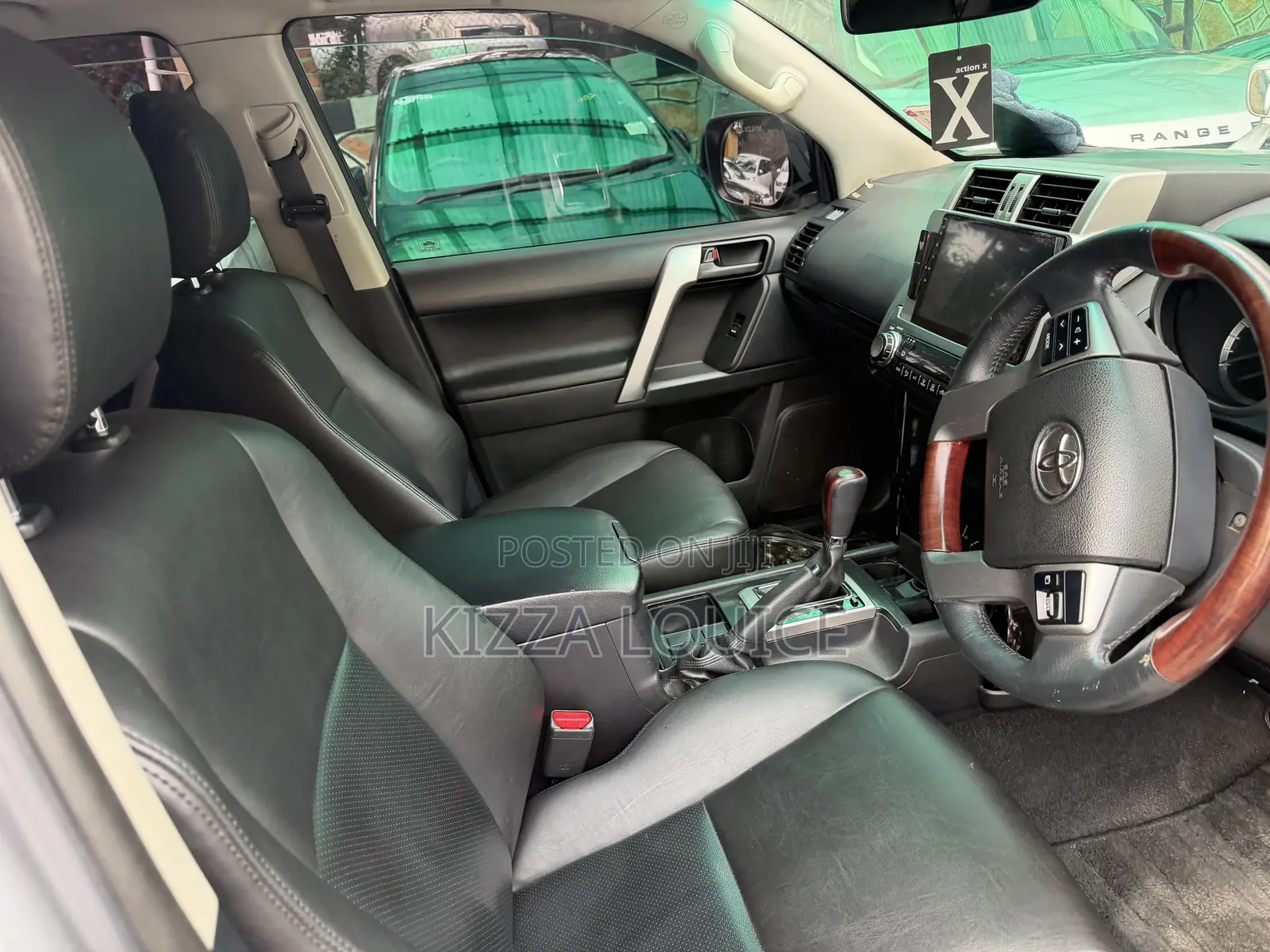 Toyota Land Cruiser Prado 2016 Silver