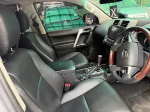 Toyota Land Cruiser Prado 2016 Silver