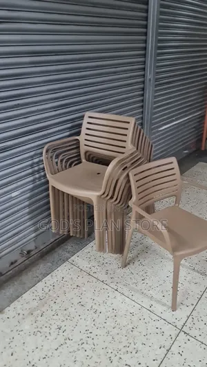 Independent Plastic Chairs Plastic Chairs for Dining Bars