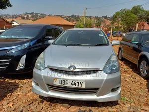Toyota Wish 2007 Silver