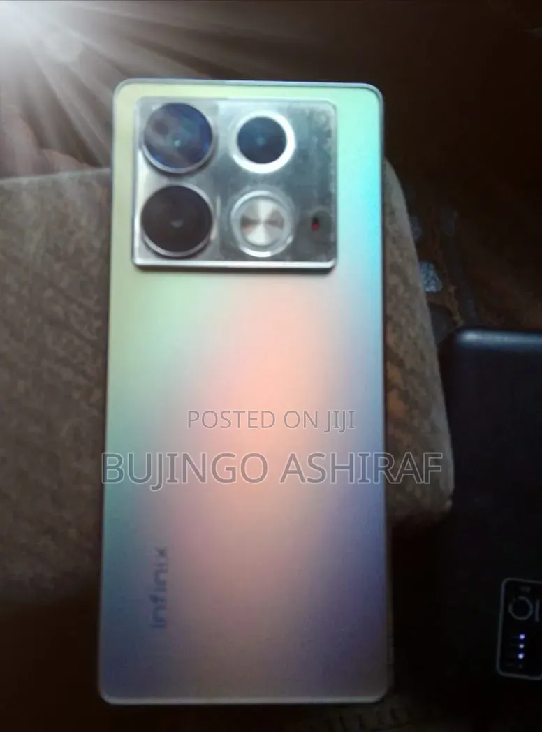 Infinix Note 40 256 GB Silver
