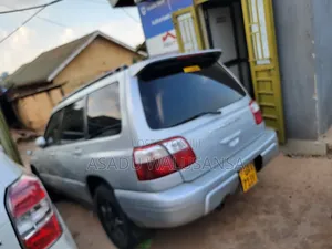 Subaru Forester 2003 Silver