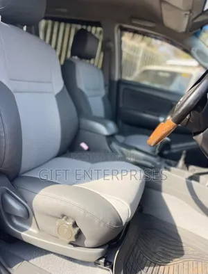 Toyota Hilux 2016 White