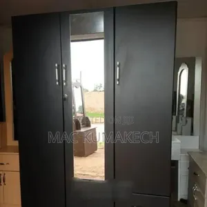 Large Waredrobe