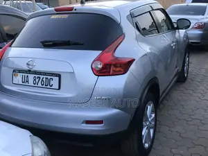 Nissan Juke 2012 Silver
