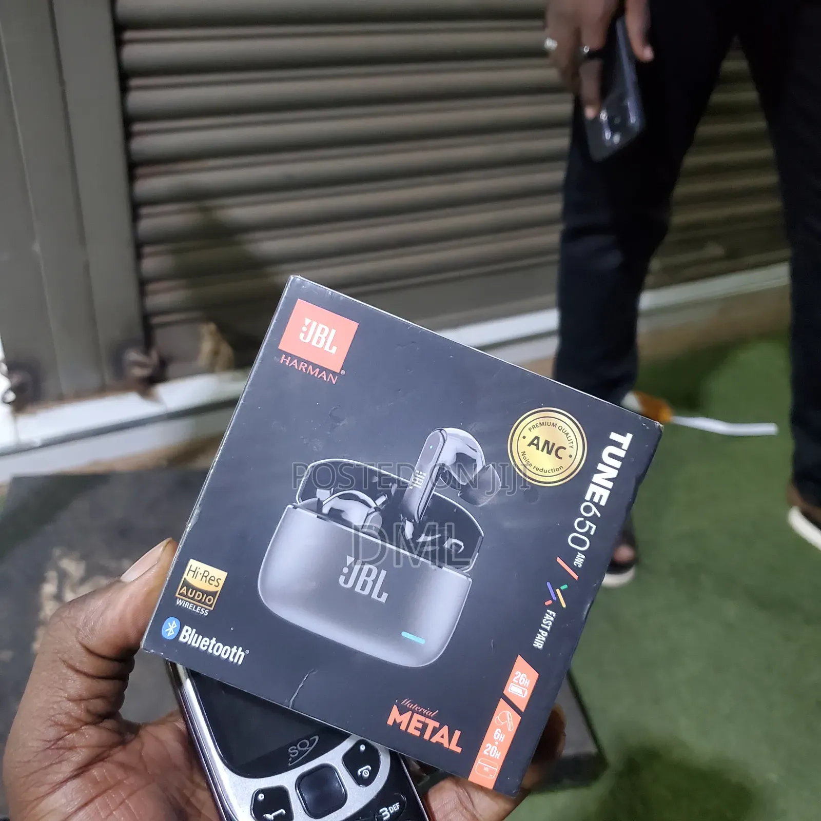 JBL Ear Buds