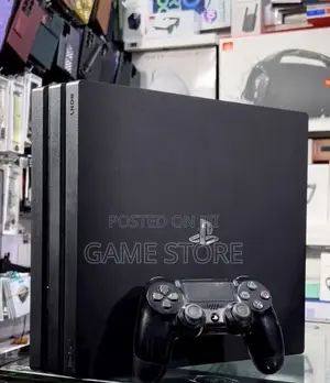 PS4 Pro: Make Lightweight Plastic Shells Easy to Pack for Road Trips