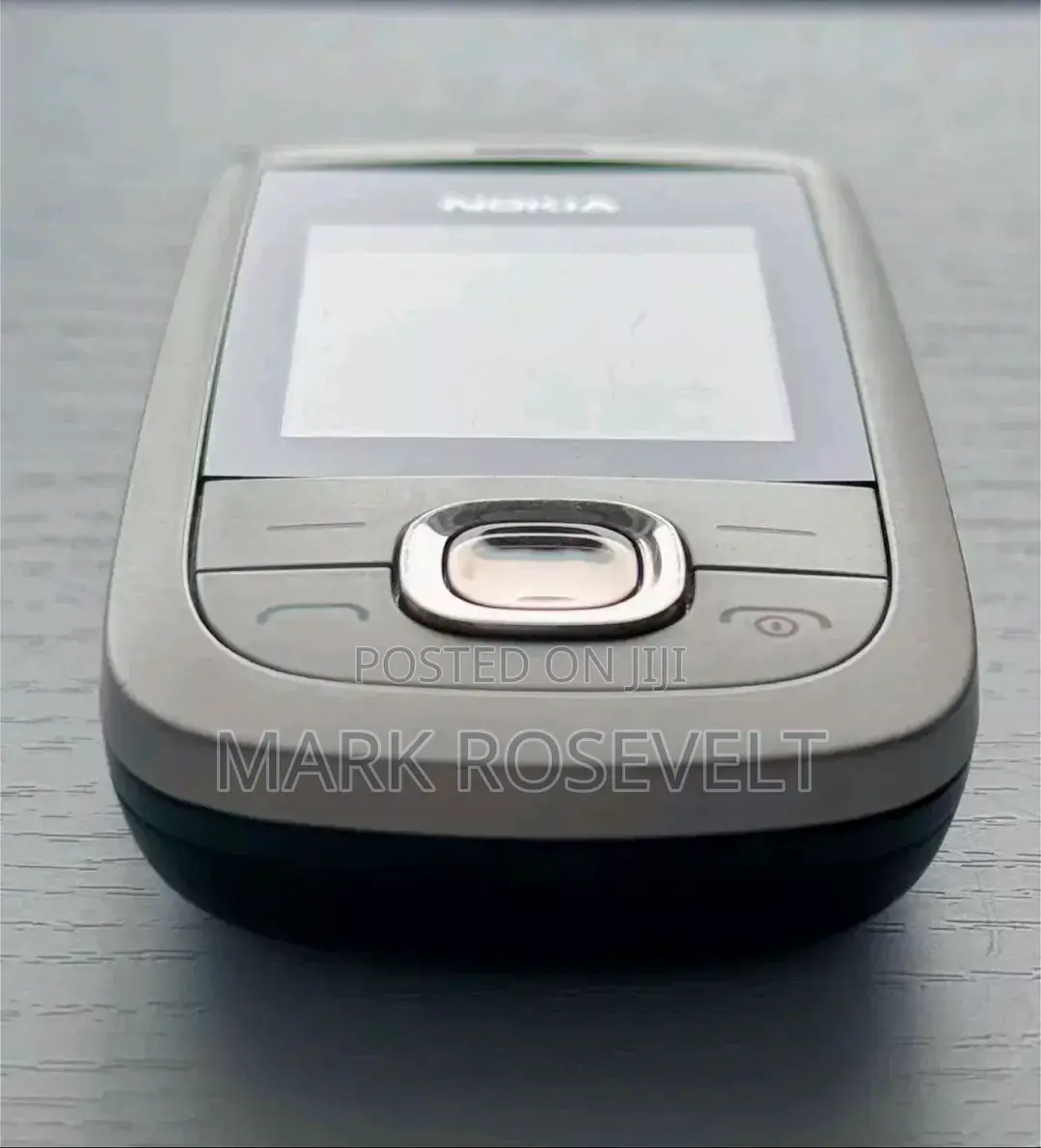 New Nokia 2220 slide Gold