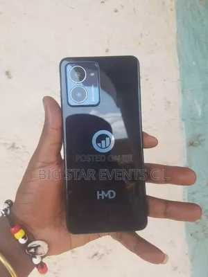 HMD 100 Black