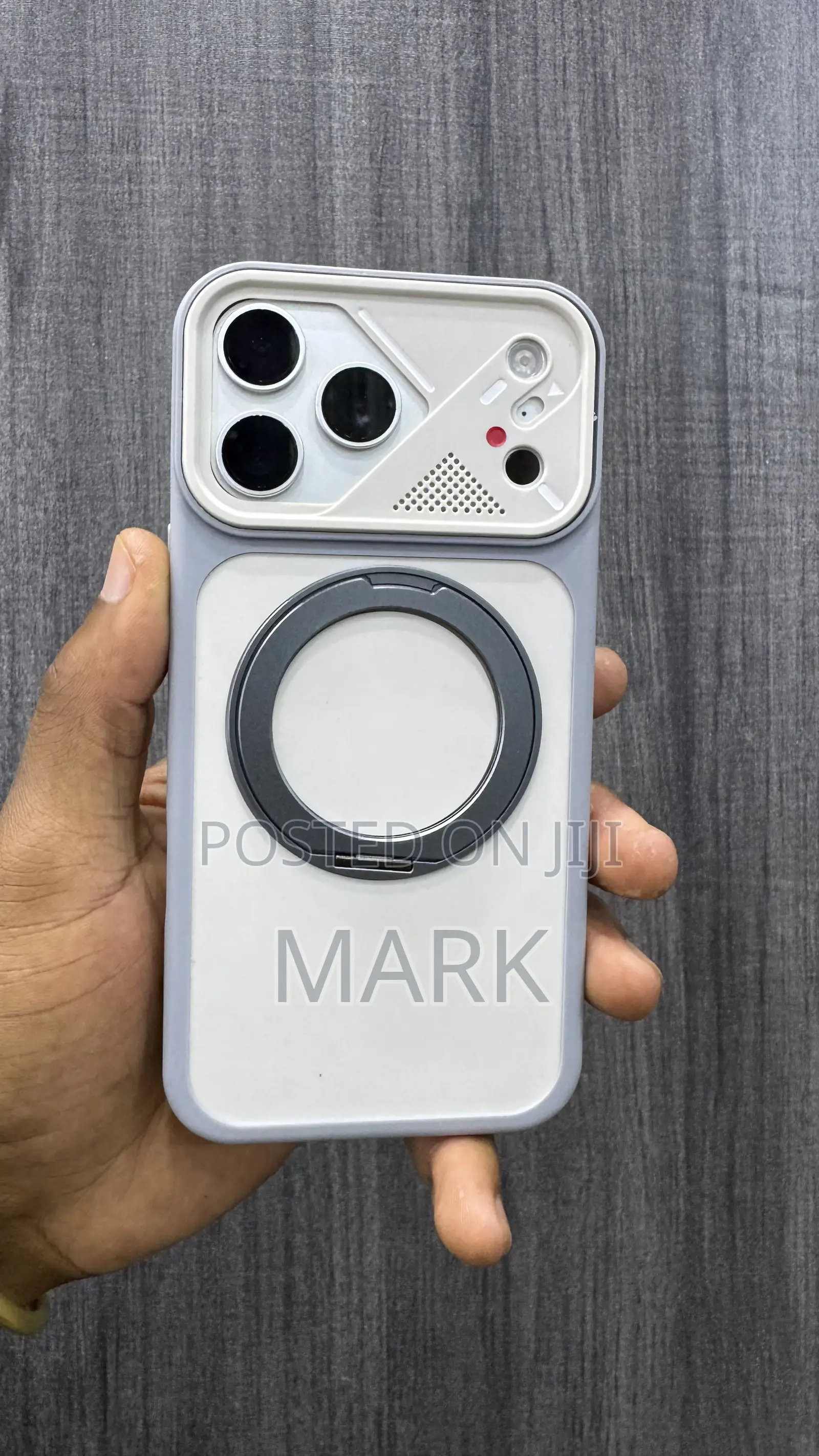 Phone 17 Pro Max Cases