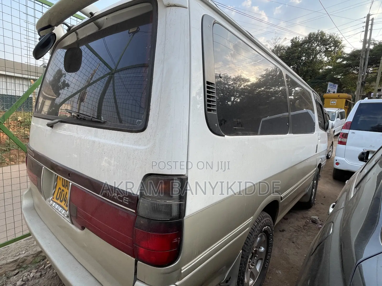 Toyota HiAce 2002
