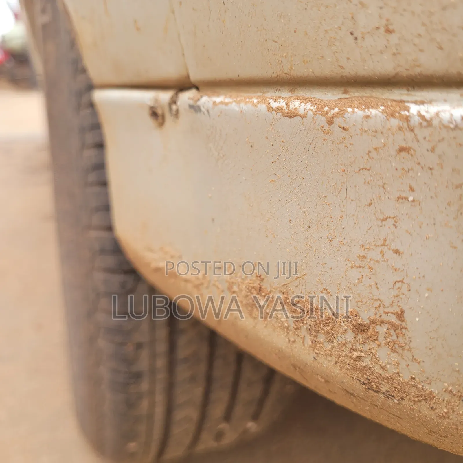Toyota Raum 2000 Silver