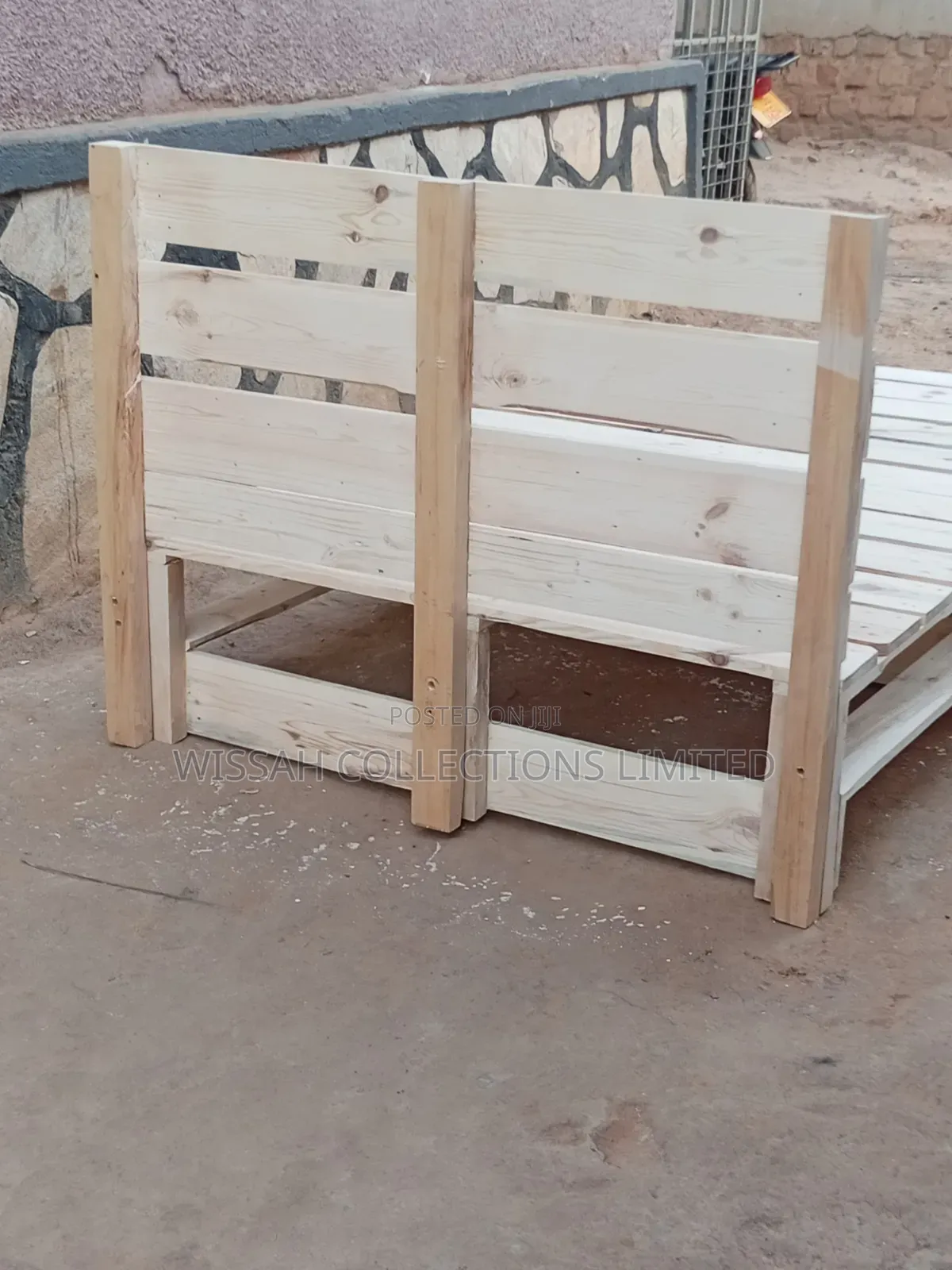 Pallet Bed