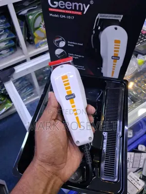Rechargeable Geemy Hair Clipper With Removable Blades