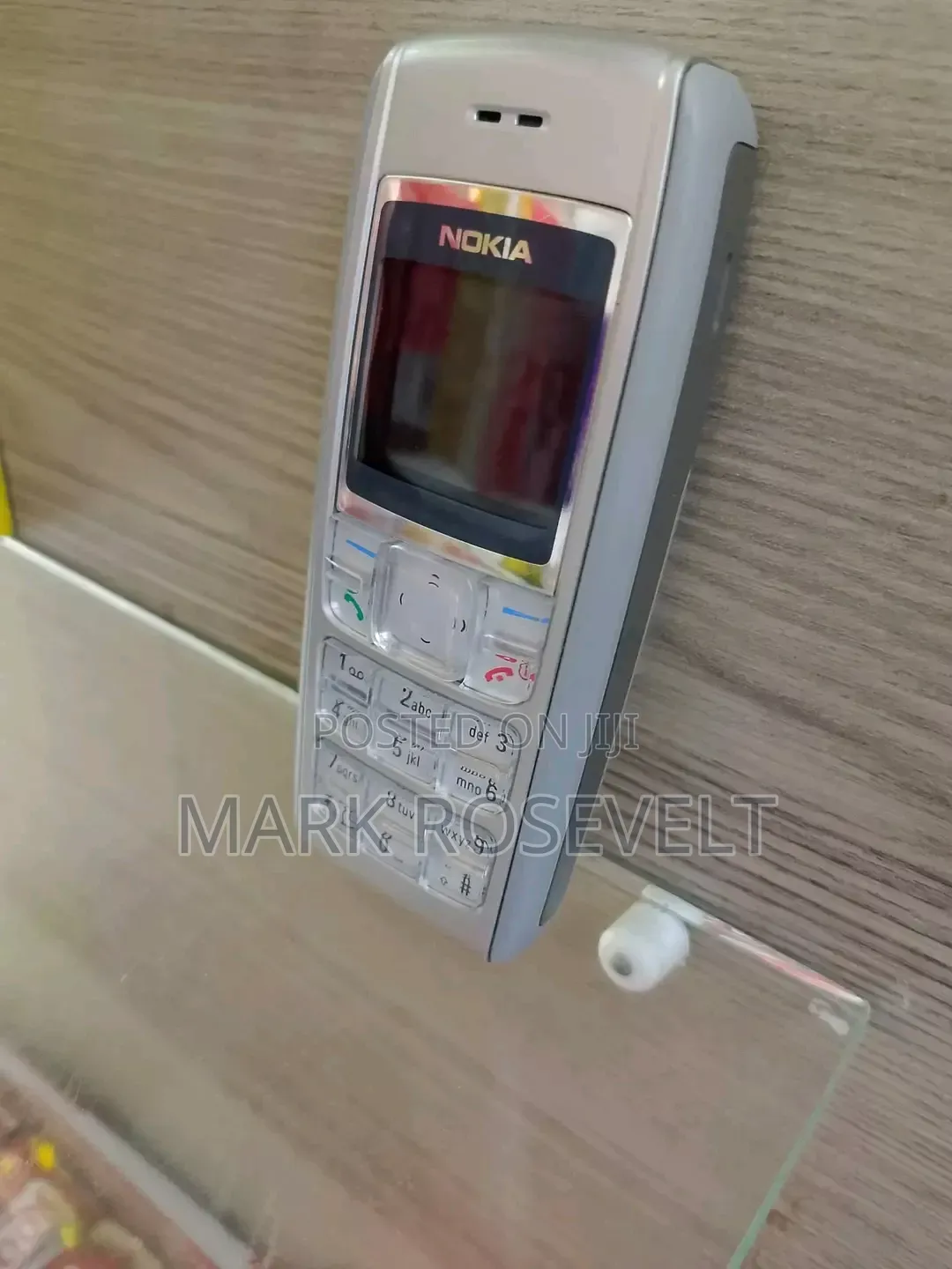 New Nokia 1600 Silver