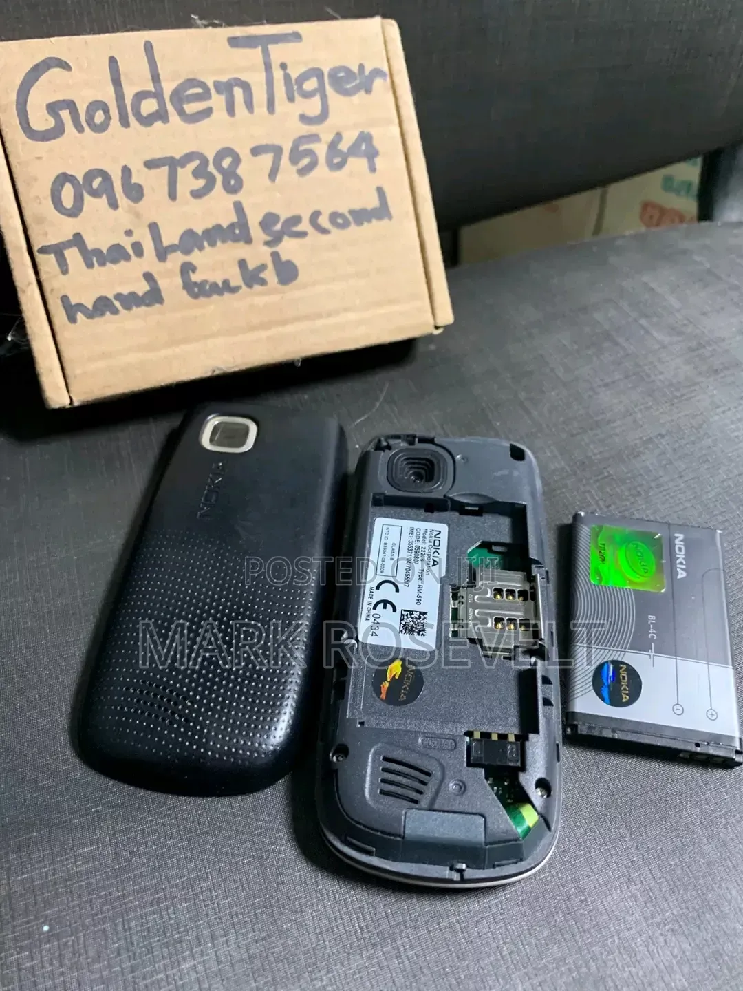 New Nokia 2220 slide Black