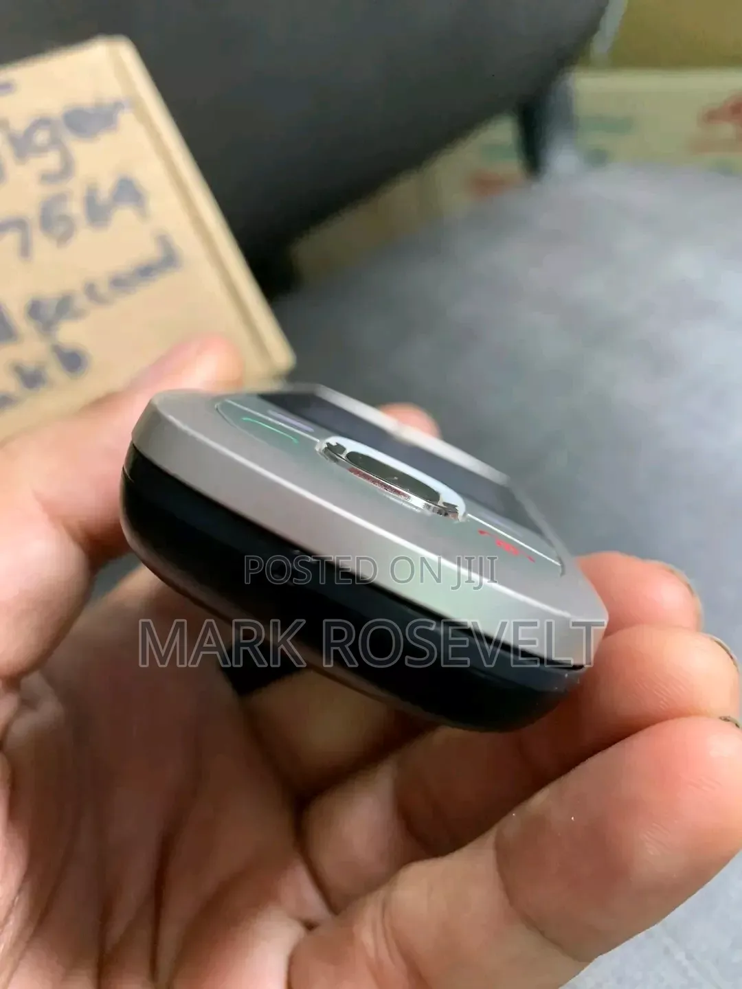New Nokia 2220 slide Black