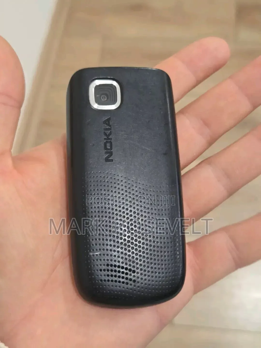 New Nokia 2220 slide Red