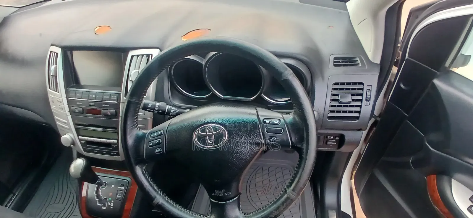 Toyota Harrier 2010 White