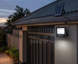 DPLIGHT DP-3430T Solar Floodlight