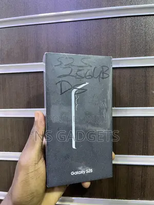 New Samsung Galaxy S25 128 GB Black