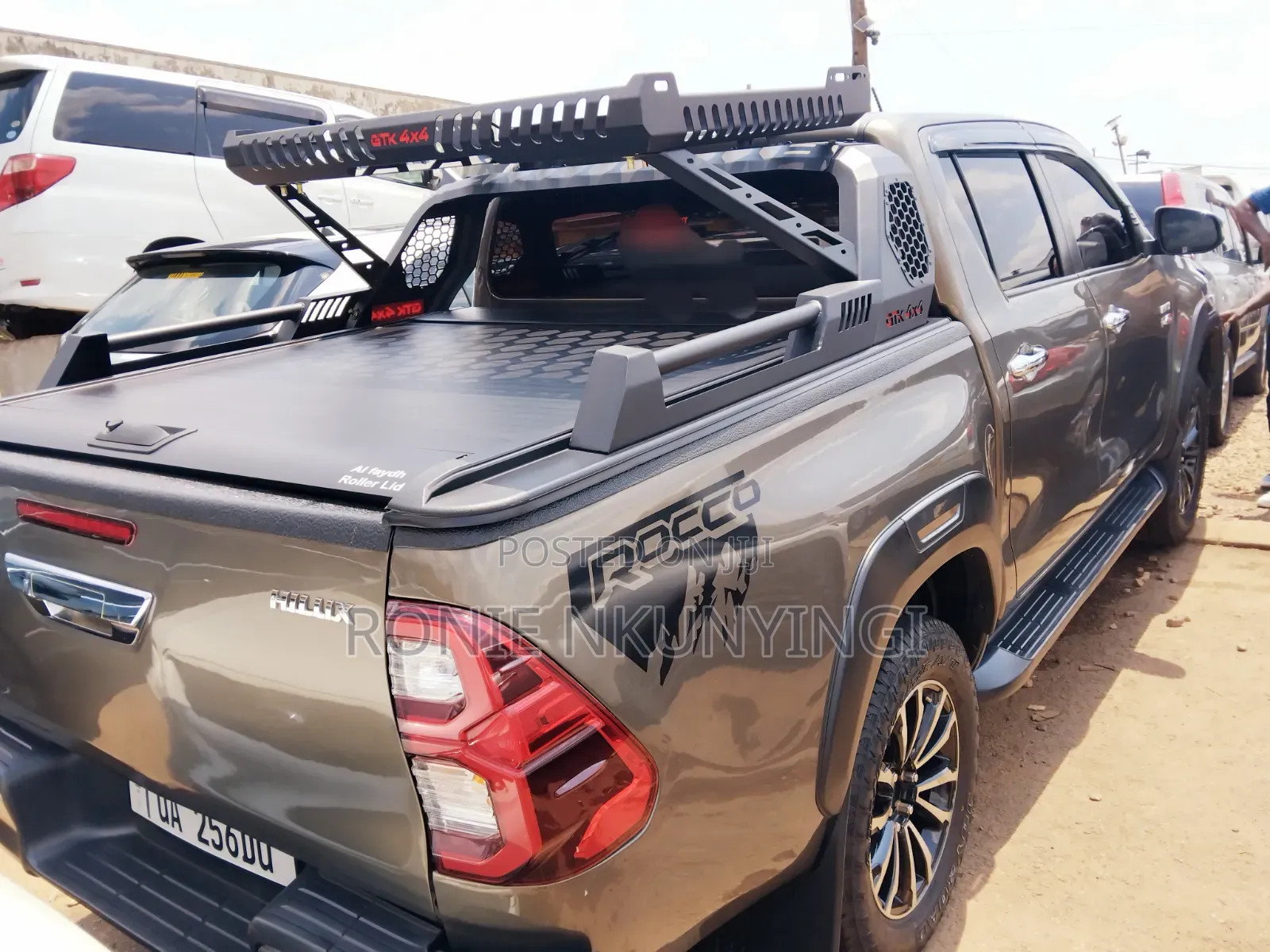 Toyota Hilux 2018 Gray