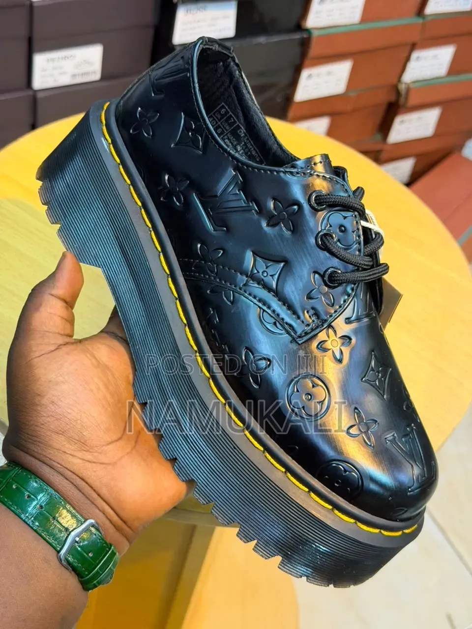 Shoes Store for GNZ at Cheap Price