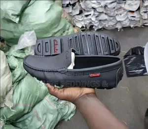 Lite Clarks Moccasins