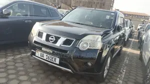 Nissan X-Trail 2.0 Petrol XE 2011