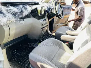 Toyota Noah 2002