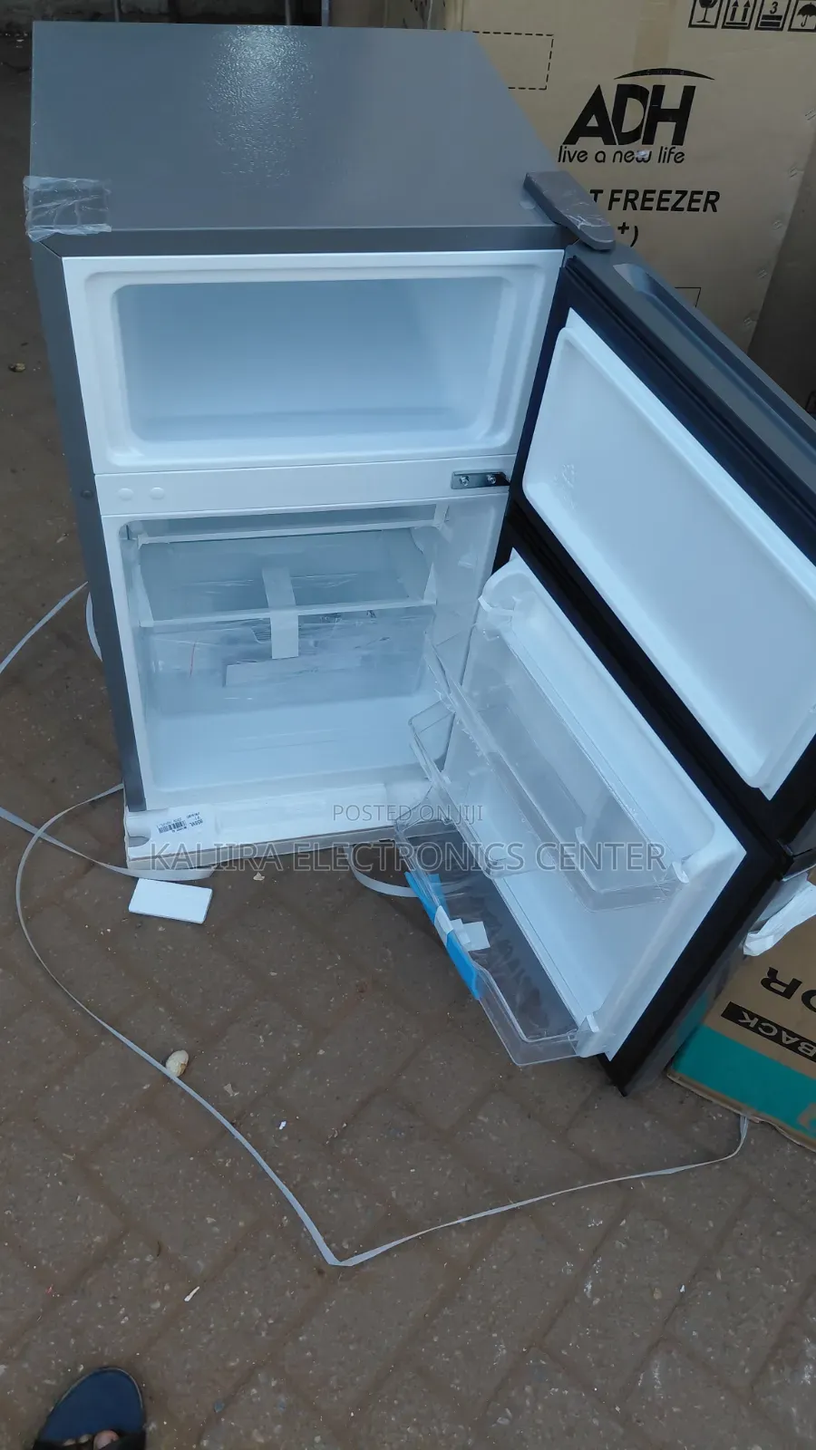 Fridge Hisense Doubledoor Small