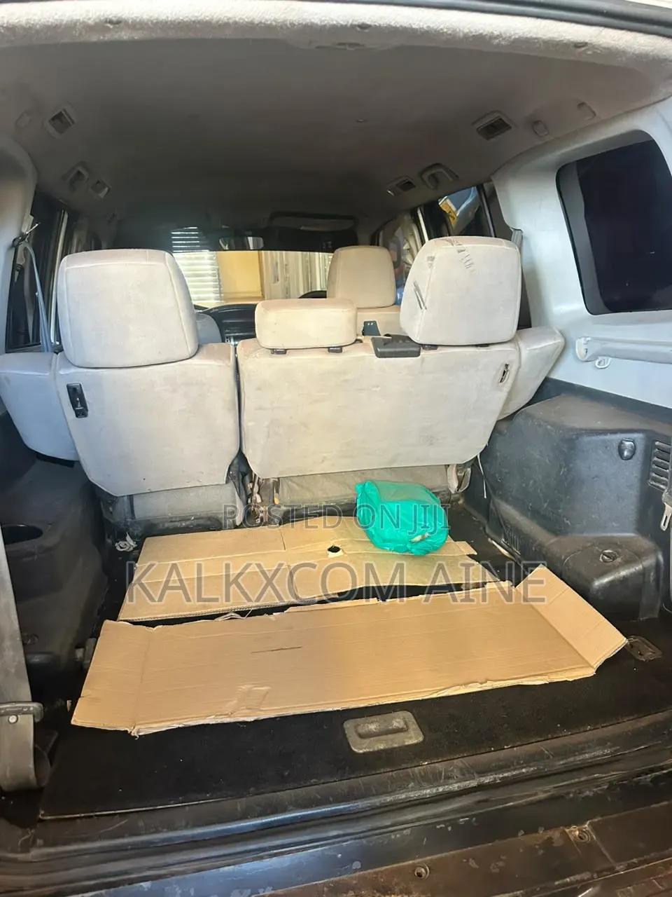 Mitsubishi Pajero 2010 Gold