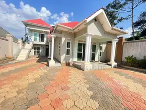 4bdrm House in Division A for sale
