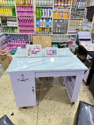 Salon Nail Table 1122