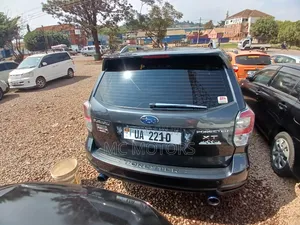 Subaru Forester 2017 Gray