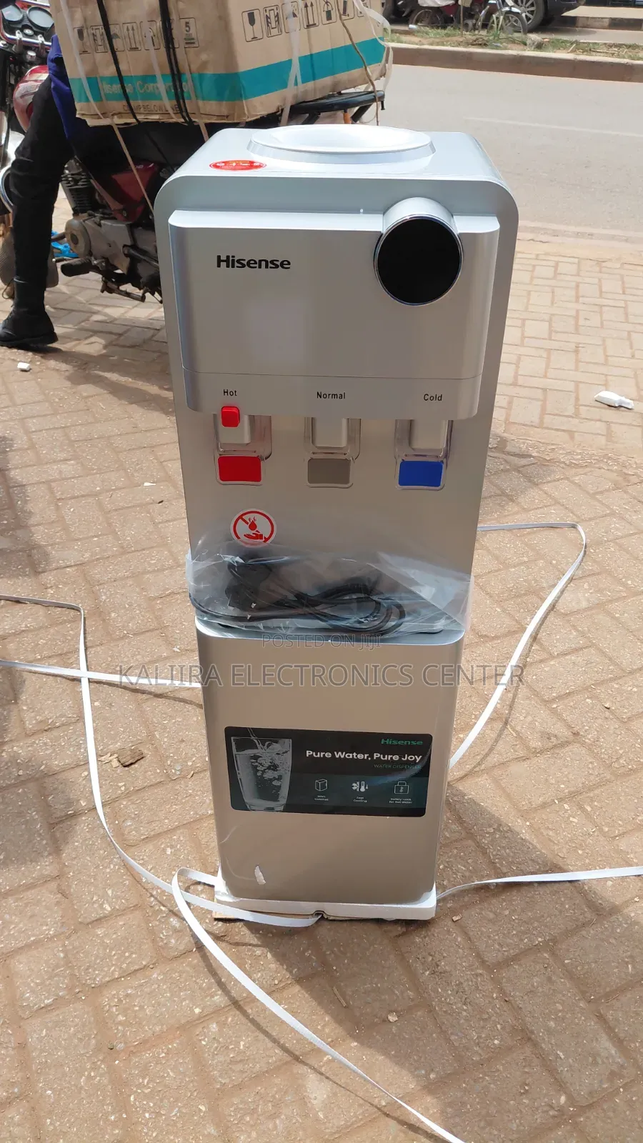 Water Dispenser With 3 Taps