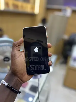 Apple iPhone 11 64 GB Purple