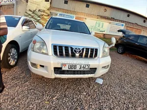Toyota Land Cruiser Prado 2009 White