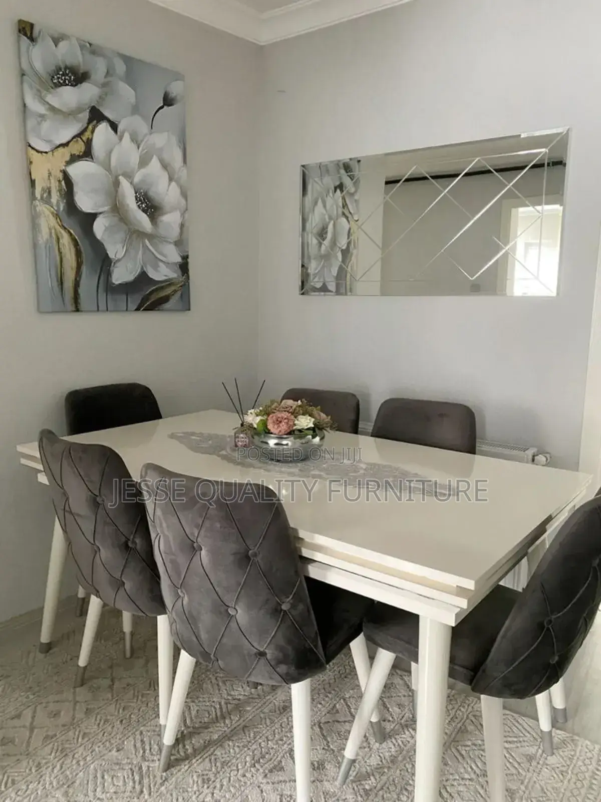 Luxurious White Well Finished Dinning