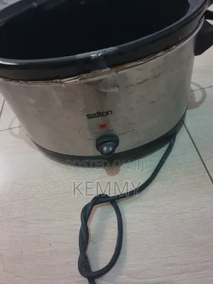 Salton Slow Cooker