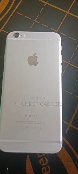 Apple iPhone 6 16 GB Silver