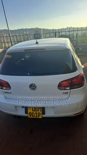 Volkswagen Golf 2009 White