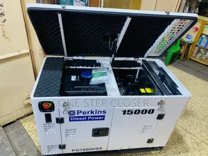 15KVA Perkins Silent Generator for Three/3 Phase With a Water Cooled
