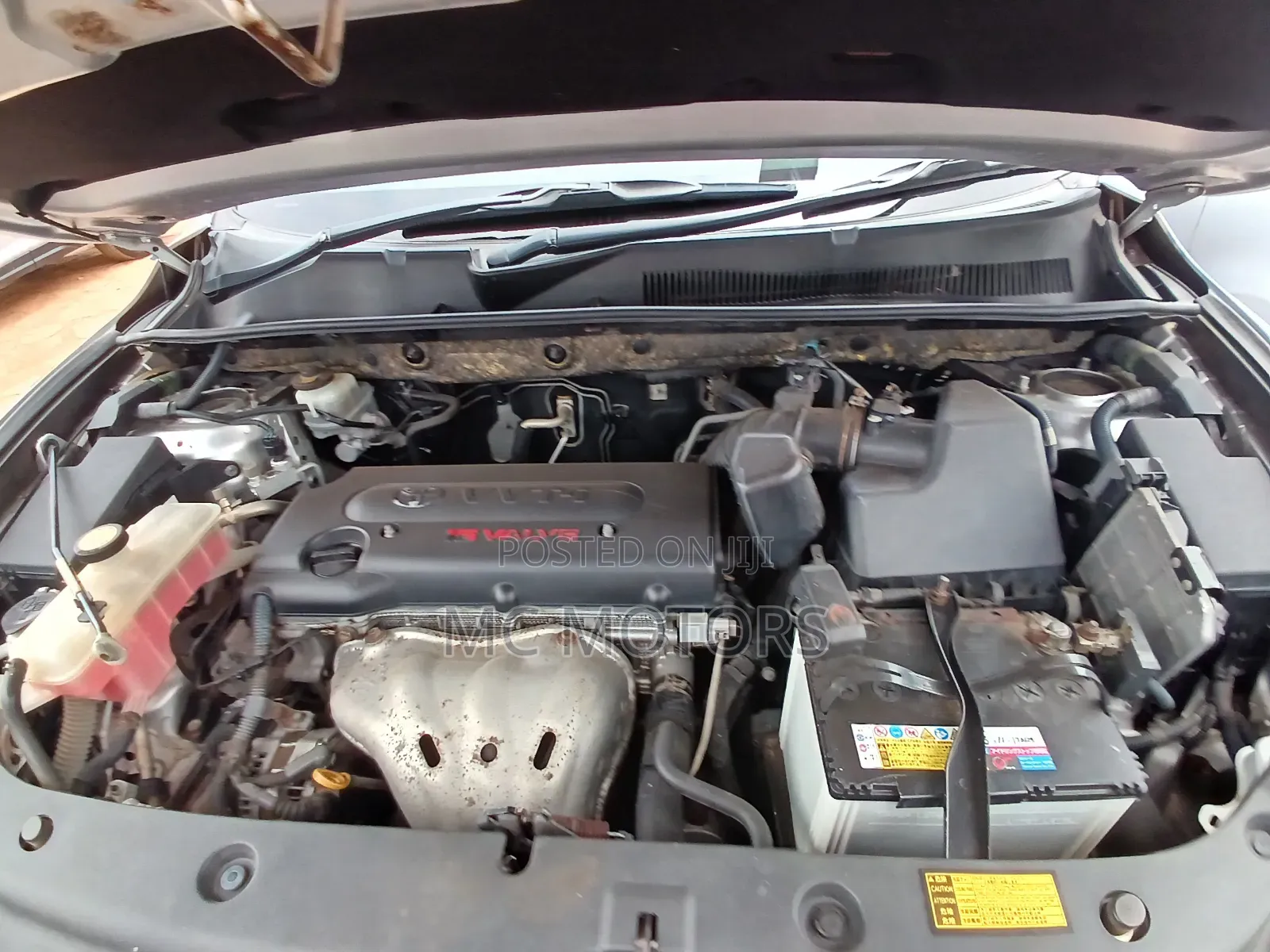 Toyota Vanguard 2011 Silver