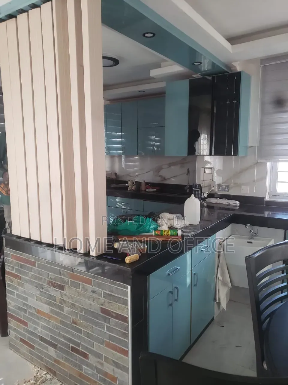Mordern Kitchen Cabinets
