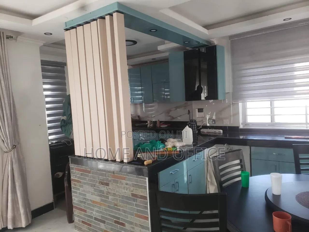 Mordern Kitchen Cabinets