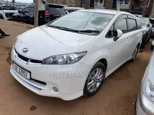 Toyota Wish 2018 Black